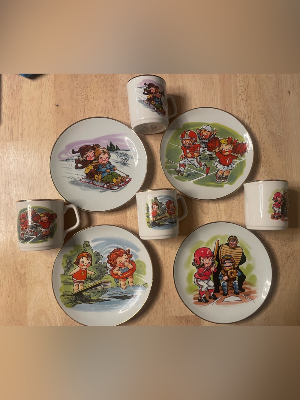 Vintage Campbell’s Soup Plates and Mugs Matching Sets